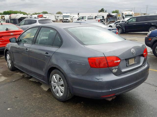 3VW2K7AJ4CM394863 - 2012 VOLKSWAGEN JETTA BASE GRAY photo 3