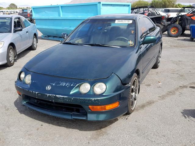 JH4DB7662XS003043 - 1999 ACURA INTEGRA GS GREEN photo 2