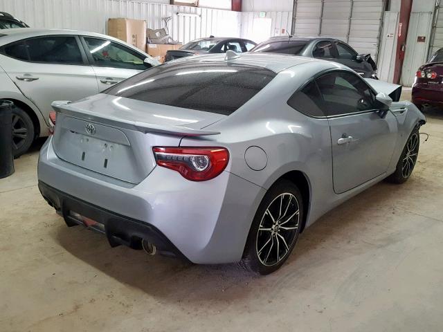 JF1ZNAA1XH8704148 - 2017 TOYOTA 86 BASE BLUE photo 4