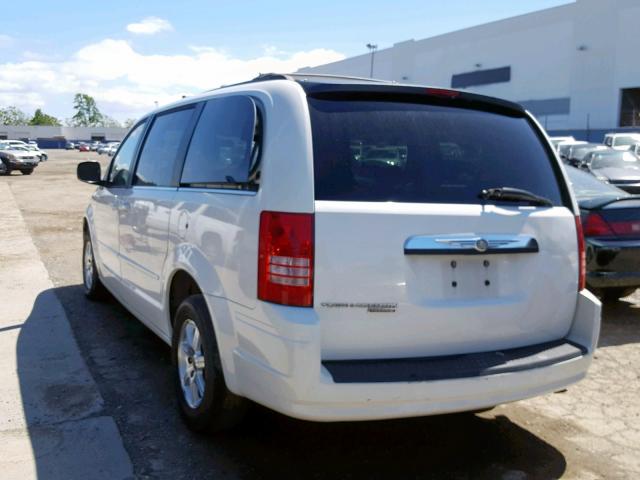 2A8HR54P68R698993 - 2008 CHRYSLER TOWN & COU WHITE photo 3