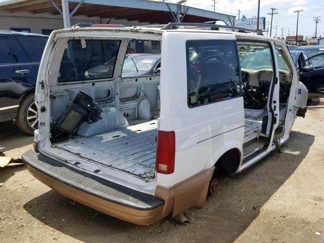 1GNDM19W31B102649 - 2001 CHEVROLET ASTRO WHITE photo 4