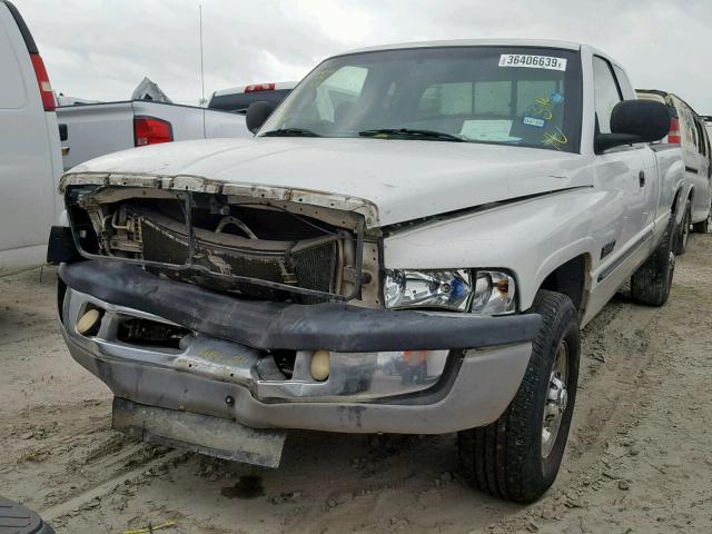 3B7KC23662M305210 - 2002 DODGE RAM 2500 WHITE photo 2