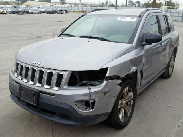 1C4NJCBA7GD734230 - 2016 JEEP COMPASS SP 灰色 照片 2