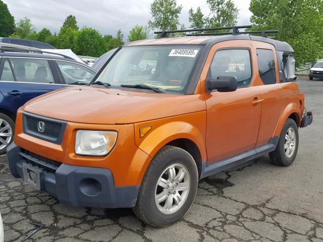 5J6YH28746L026501 - 2006 HONDA ELEMENT EX ORANGE photo 2