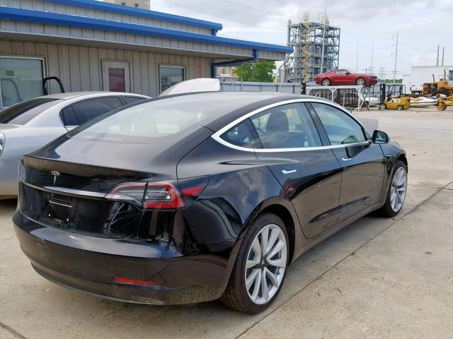 5YJ3E1EA0JF176118 - 2018 TESLA MODEL 3 BLACK photo 4