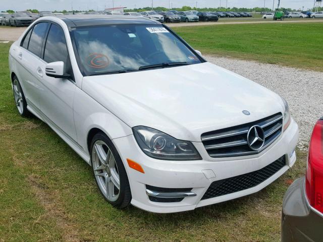 WDDGF4HB2EA964312 - 2014 MERCEDES-BENZ C 250 WHITE photo 1