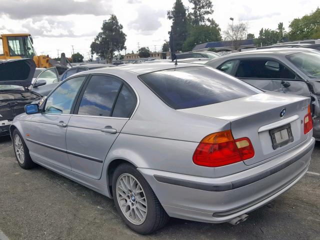 WBAAM5338XFR00581 - 1999 BMW 328 I AUTO SILVER photo 3