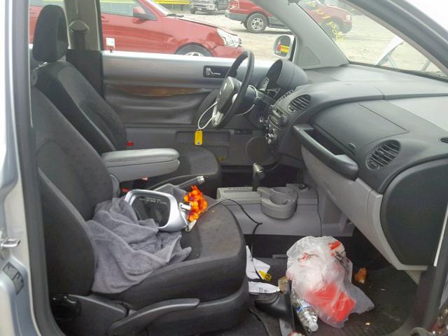 3VWCK21C52M420684 - 2002 VOLKSWAGEN NEW BEETLE ვერცხლისფერი ფოტო 5