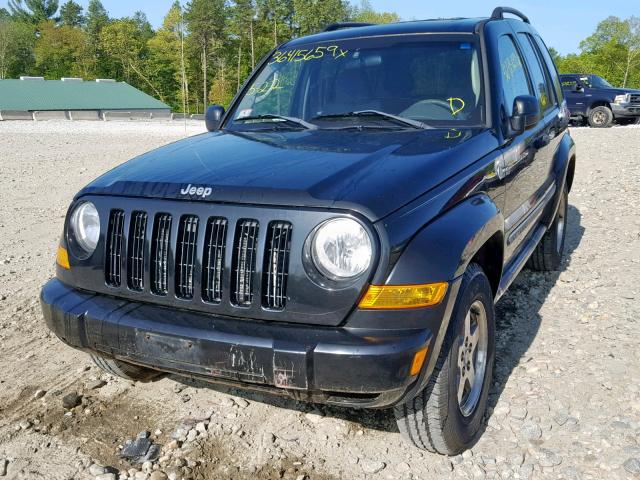 1J4GL38K85W641845 - 2005 JEEP LIBERTY RE BLACK photo 9