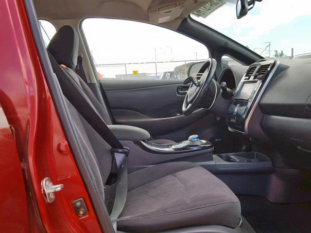 1N4AZ0CPXDC403139 - 2013 NISSAN LEAF S RED photo 5