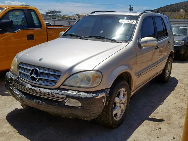 4JGAB57E84A511156 - 2004 MERCEDES-BENZ ML 350 GOLD photo 2