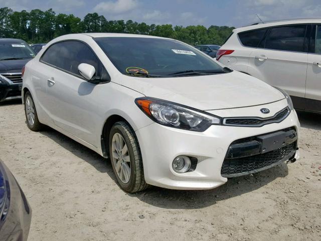 KNAFX6A81G5649989 - 2016 KIA FORTE EX WHITE photo 1