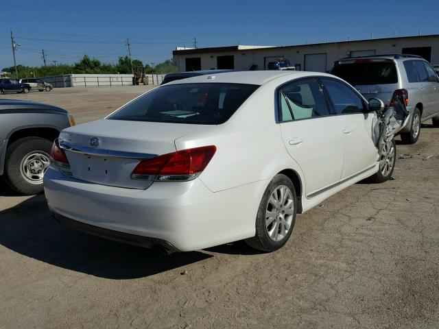 4T1BK3DBXBU409078 - 2011 TOYOTA AVALON BAS أبيض صورة 4