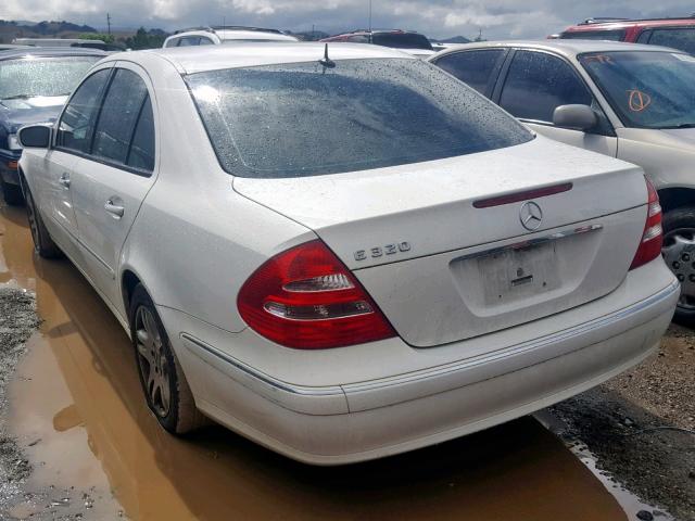 WDBUF65J43A366447 - 2003 MERCEDES-BENZ E 320 WHITE photo 3