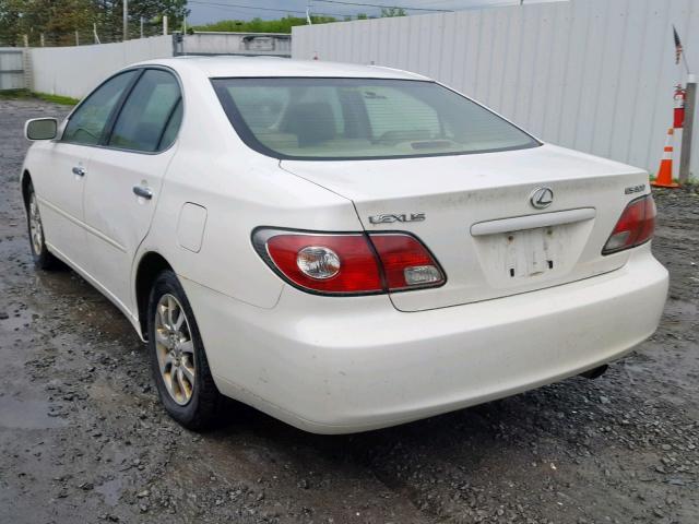 JTHBF30GX36001663 - 2003 LEXUS ES 300 WHITE photo 3