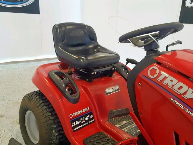 1C254H20632 - 2004 TROY MOWER RED photo 6