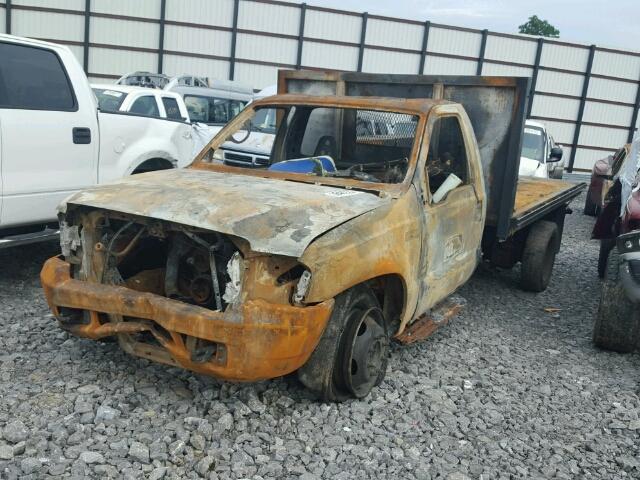 1FDAF56F2YEB90731 - 2000 FORD F550 SUPER BURN photo 2