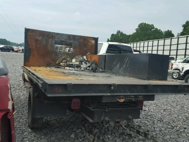 1FDAF56F2YEB90731 - 2000 FORD F550 SUPER BURN photo 3