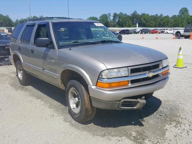 1GNCS13W62K145104 - 2002 CHEVROLET BLAZER GOLD photo 1