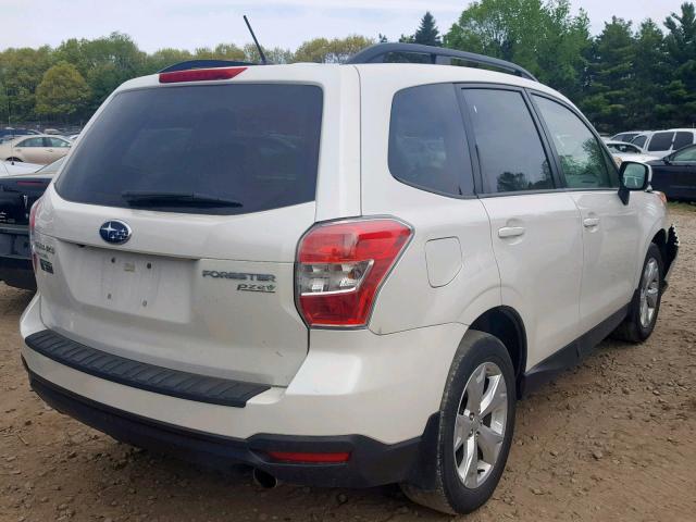 JF2SJADC6FH585940 - 2015 SUBARU FORESTER 2 WHITE photo 4