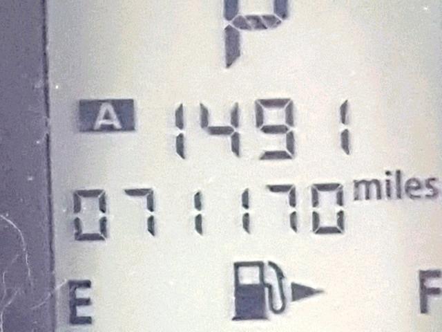 JF2SJADC6FH585940 - 2015 SUBARU FORESTER 2 WHITE photo 8