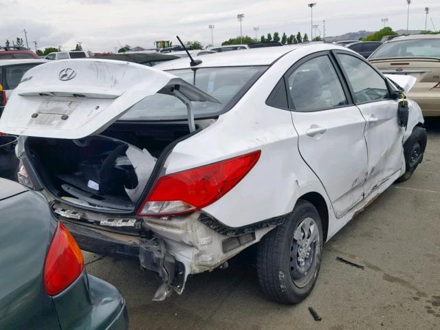 KMHCT4AE2HU179003 - 2017 HYUNDAI ACCENT SE WHITE photo 4