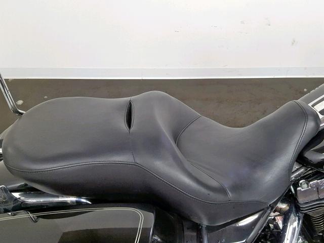 1HD1FC4118Y636753 - 2008 HARLEY-DAVIDSON FLHTCUI BLACK photo 14