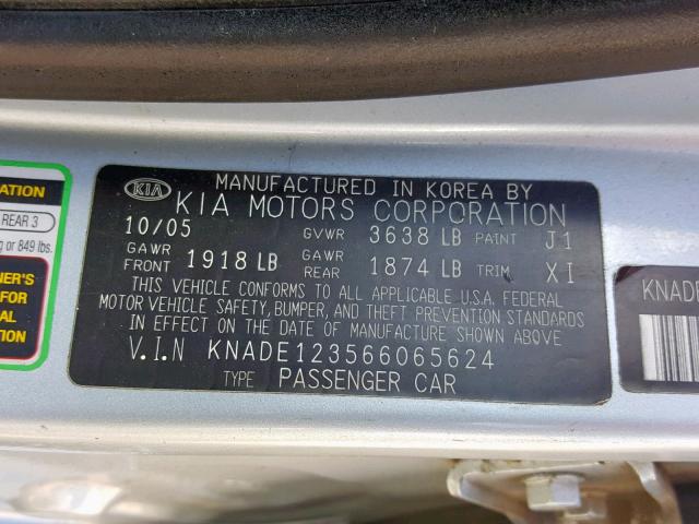 KNADE123566065624 - 2006 KIA RIO BLUE photo 10