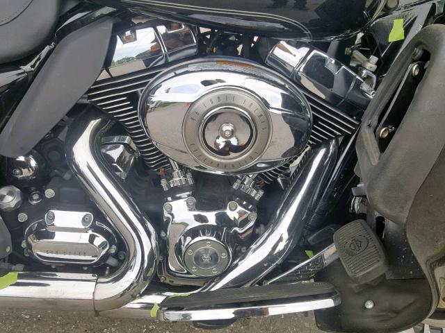 1HD1FC416BB649721 - 2011 HARLEY-DAVIDSON FLHTCU BLACK photo 7