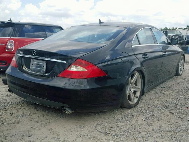 WDDDJ72X28A119567 - 2008 MERCEDES-BENZ CLS 550 BLACK photo 4