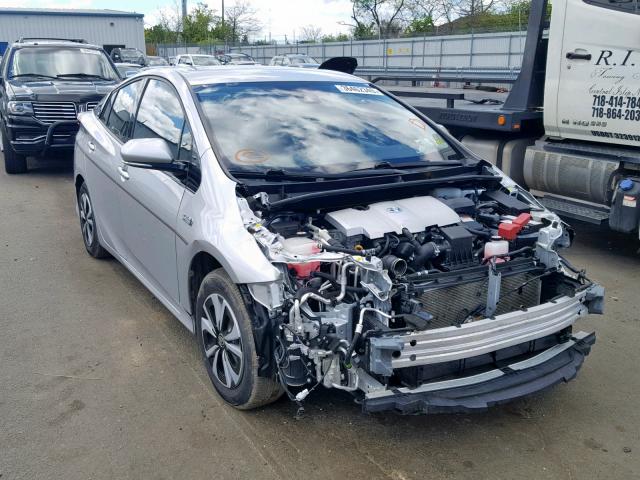 JTDKARFP5H3002125 - 2017 TOYOTA PRIUS PRIM 银色 照片 1
