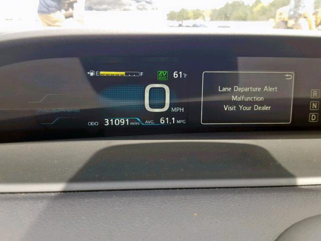 JTDKARFP5H3002125 - 2017 TOYOTA PRIUS PRIM 银色 照片 8