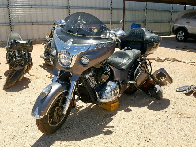 56KTRAAA6G3338134 - 2016 INDIAN MOTORCYCLE CO. ROADMASTER CHARCOAL photo 2