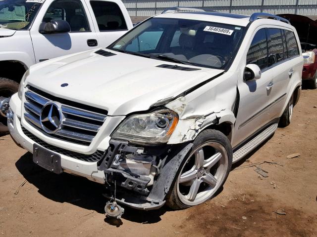 4JGBF86E38A369736 - 2008 MERCEDES-BENZ GL 550 4MA WHITE photo 2