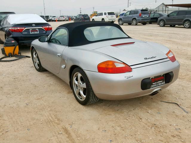 WP0CA29832U621999 - 2002 PORSCHE BOXSTER SILVER photo 3