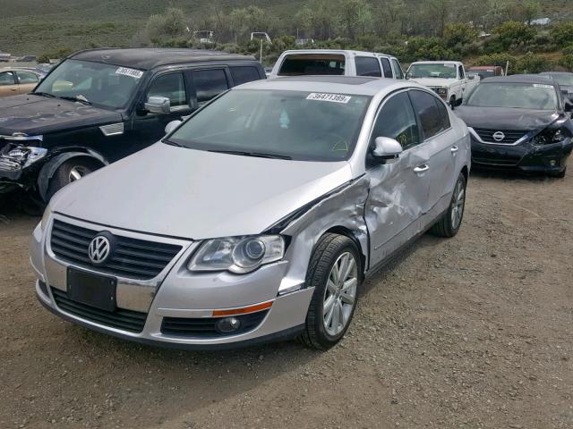 WVWJM7ANXAE153372 - 2010 VOLKSWAGEN PASSAT KOM SILVER photo 2