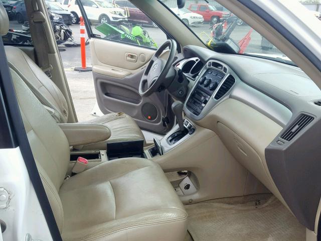 JTEDP21A640009142 - 2004 TOYOTA HIGHLANDER WHITE photo 5