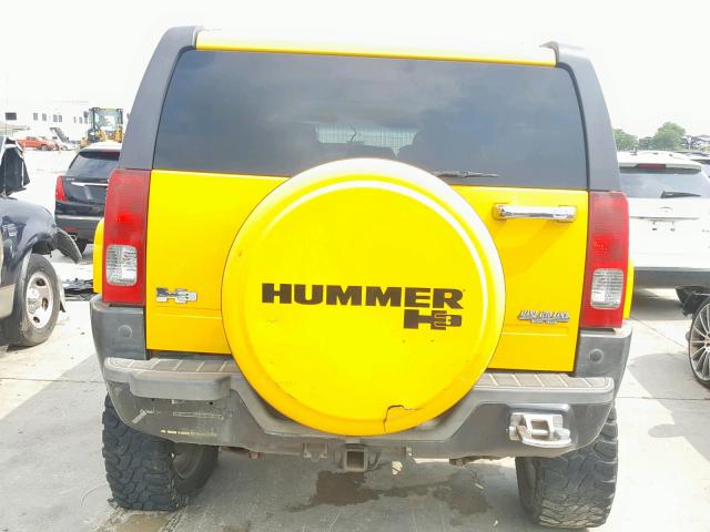 5GTDN136768110040 - 2006 HUMMER H3 YELLOW photo 9