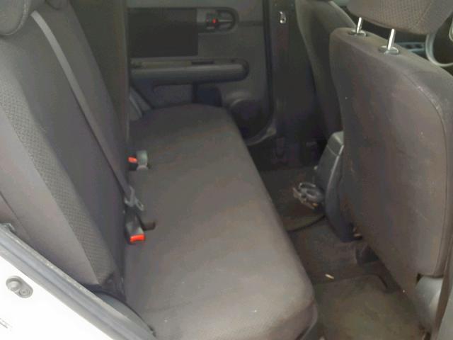 JTLZE4FE6A1108352 - 2010 TOYOTA SCION XB თეთრი ფოტო 6