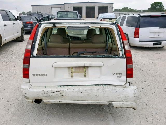 YV1LW56D8X2561686 - 1999 VOLVO V70 GLT WHITE photo 9