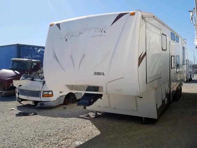 4YDF360349R800028 - 2009 KEYSTONE RAPTOR WHITE photo 2