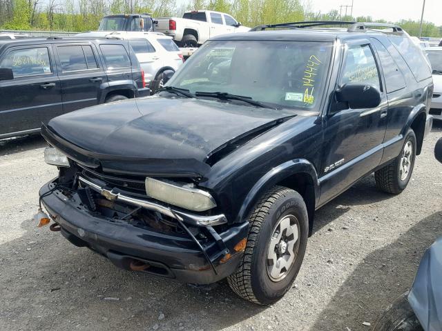 1GNCT18X63K171427 - 2003 CHEVROLET BLAZER BLACK photo 2