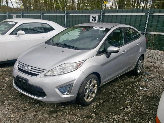 3FADP4CJXCM103345 - 2012 FORD FIESTA SEL SILVER photo 2