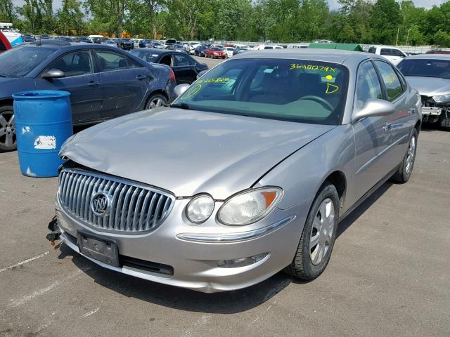 2G4WC582881265829 - 2008 BUICK LACROSSE C SILVER photo 2