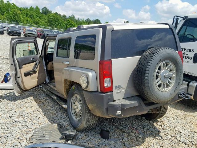 5GTEN13L288133366 - 2008 HUMMER H3 ALPHA SILVER photo 3