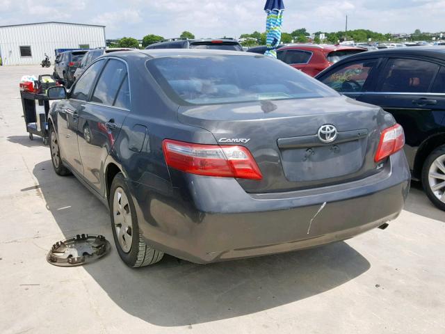 4T4BE46K08R017011 - 2008 TOYOTA CAMRY CE GRAY photo 3