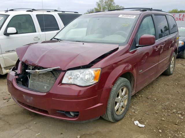 2A8HR54P98R714037 - 2008 CHRYSLER TOWN & COU BURGUNDY photo 2