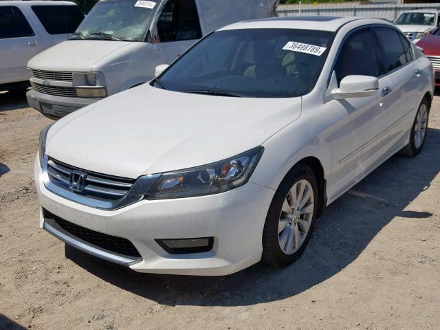 1HGCR2F8XFA009773 - 2015 HONDA ACCORD EXL WHITE photo 2