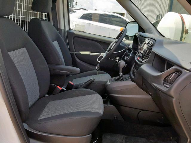 ZFBERFAB6J6L70823 - 2018 RAM PROMASTER 白色 照片 5