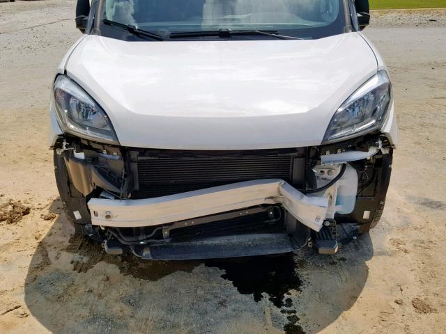 ZFBERFAB6J6L70823 - 2018 RAM PROMASTER 白色 照片 9